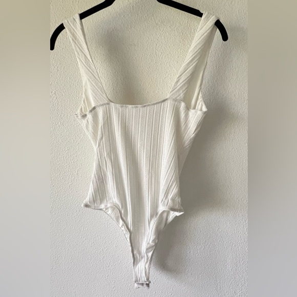 ASTR the Label Tate Bodysuit White Textured Pointelle Size Medium - Picture 7 of 10